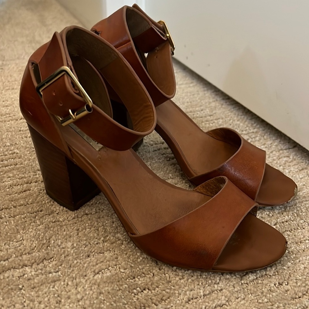 Steve Madden Sandal